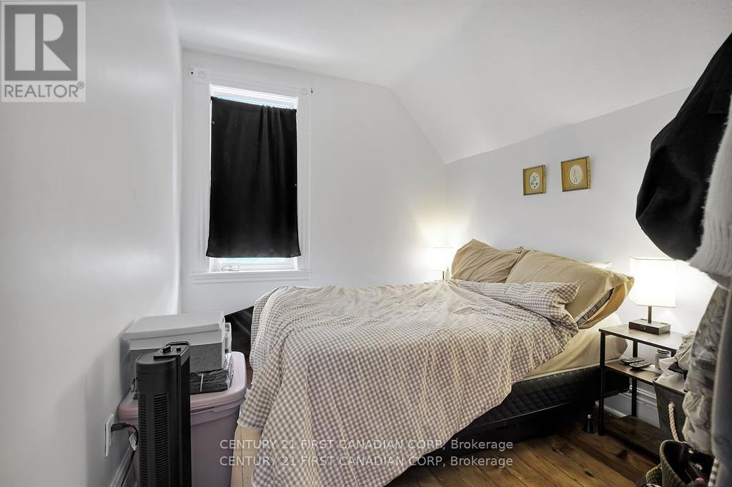 453 Quebec Street, London East (East G), Ontario  N5W 3Y4 - Photo 36 - X12439781