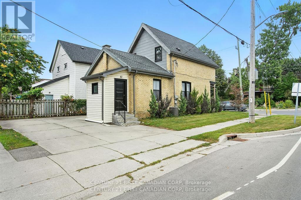 453 Quebec Street, London East (East G), Ontario  N5W 3Y4 - Photo 38 - X12439781