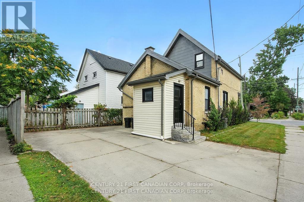 453 Quebec Street, London East (East G), Ontario  N5W 3Y4 - Photo 39 - X12439781