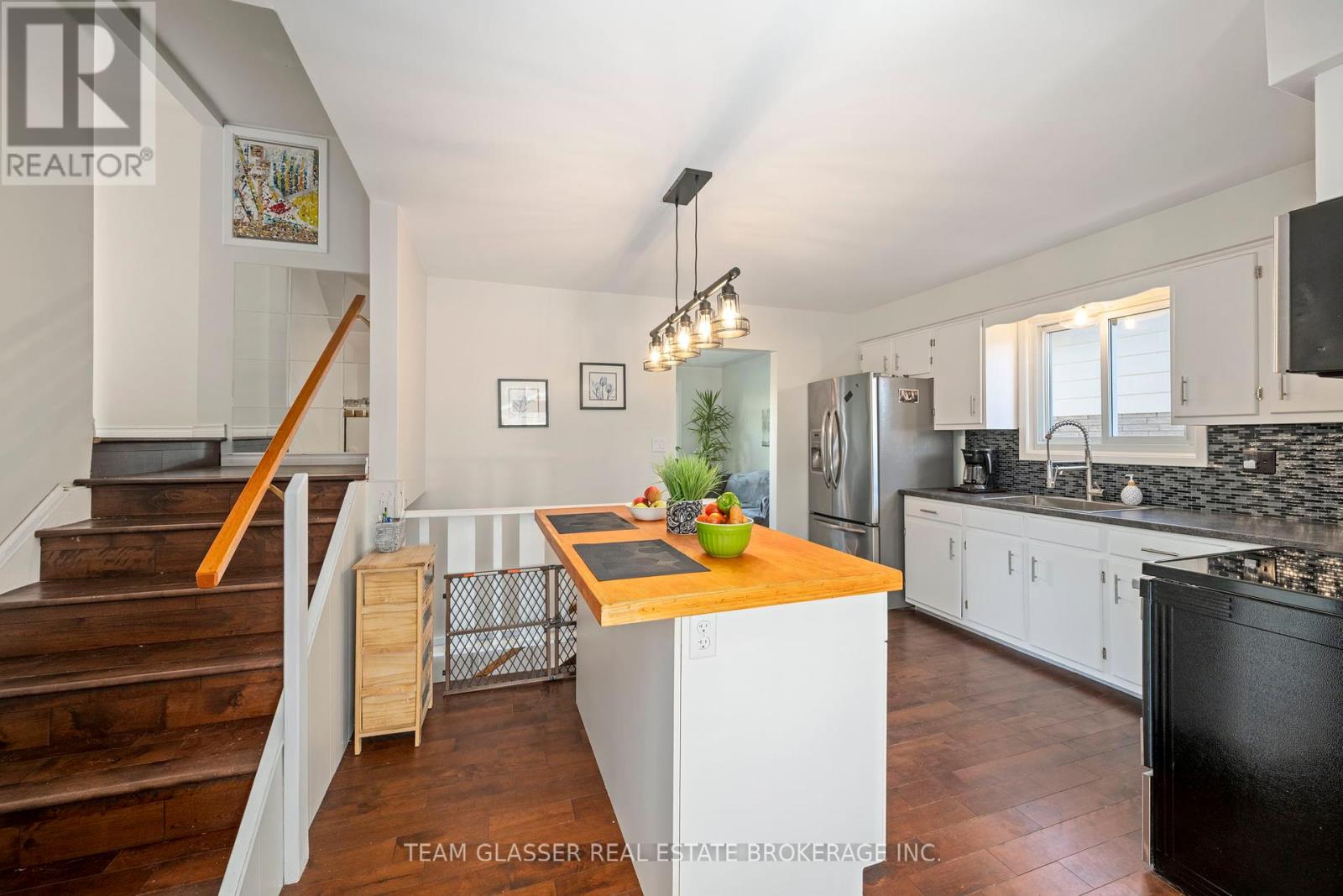 108 William Street, West Elgin, Ontario  N0L 2P0 - Photo 15 - X12439794