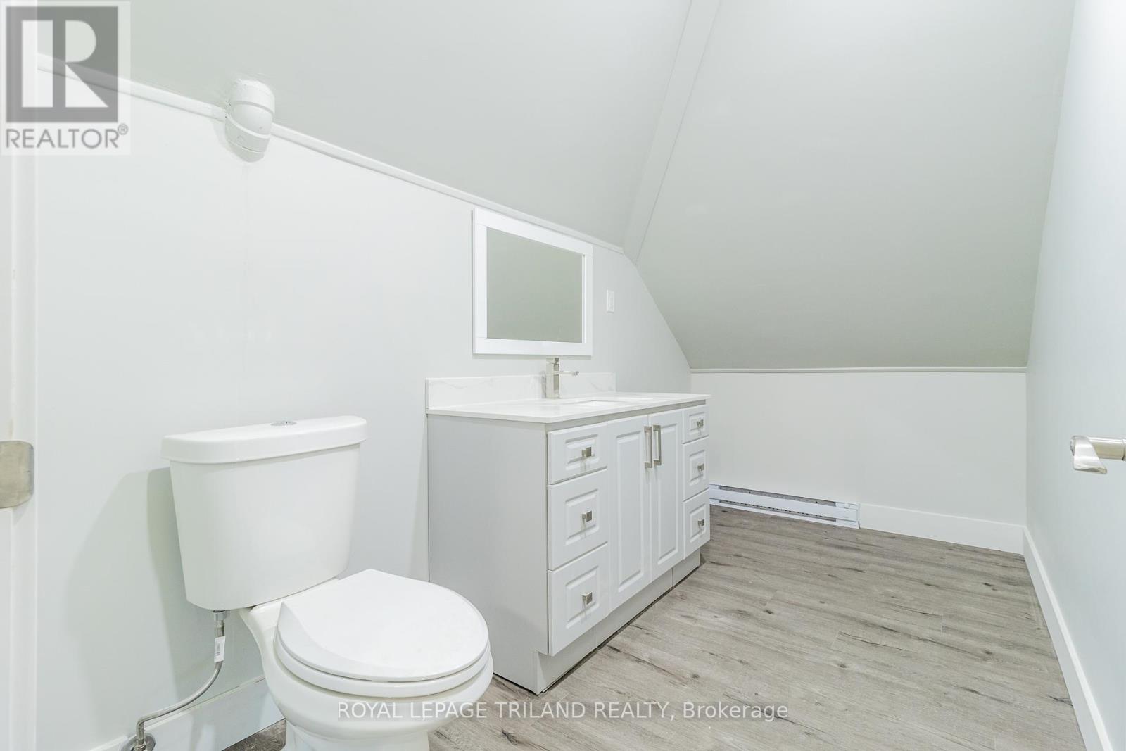 11 Goshen Street N, Bluewater, Ontario  N0M 2T0 - Photo 28 - X12439956
