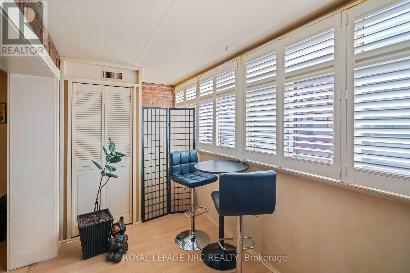 201 - 276 Oakdale Avenue, St. Catharines, Ontario  L2P 3S5 - Photo 16 - X12437853