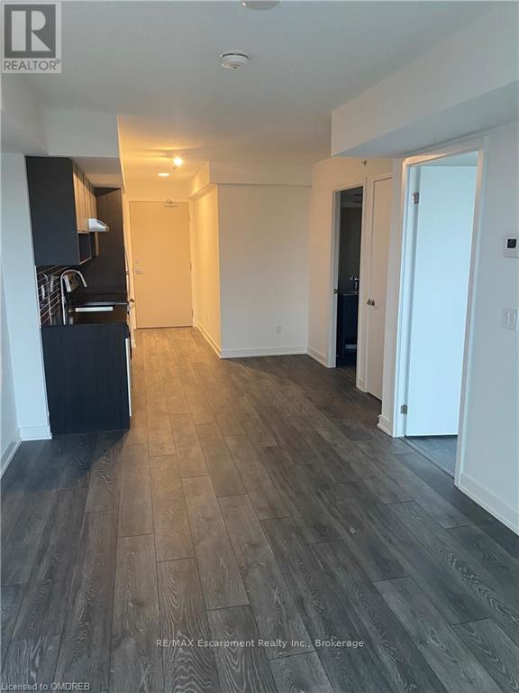 B519 - 1119 Cooke Boulevard, Burlington, Ontario  L7T 0C7 - Photo 6 - W12439916