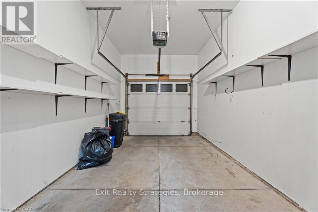 39 - 68 Hallmark Trail E, Hamilton, Ontario  L9B 0A4 - Photo 27 - X12439822