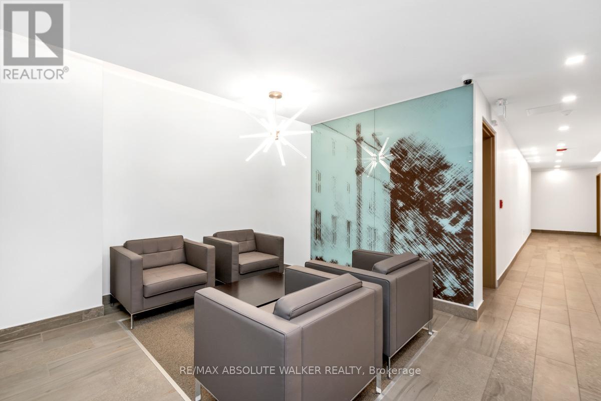 108 - 530 De Mazenod Avenue, Ottawa, Ontario  K1S 5W8 - Photo 11 - X12439800
