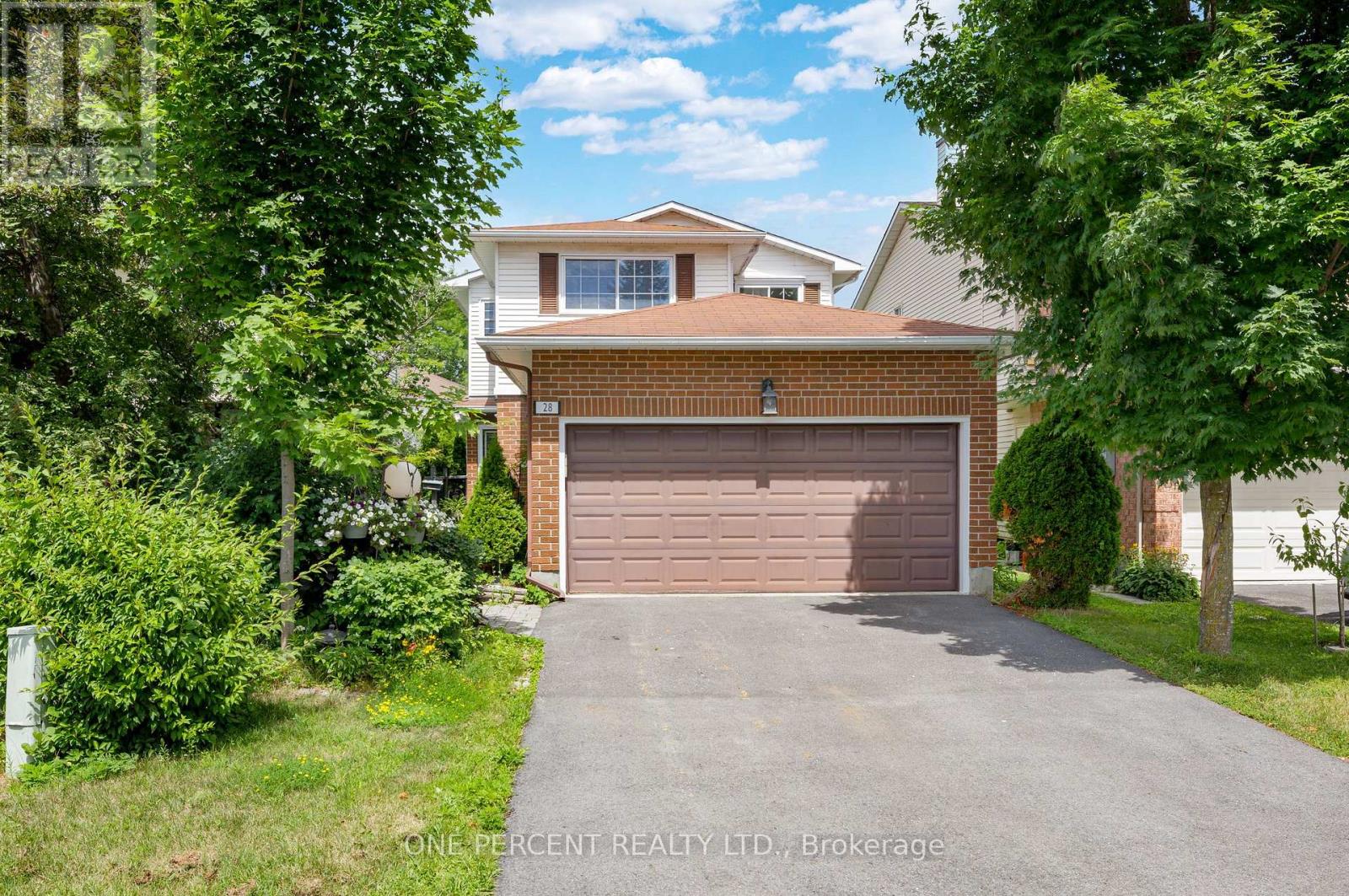 28 CHICKASAW CRESCENT, Ottawa, Ontario