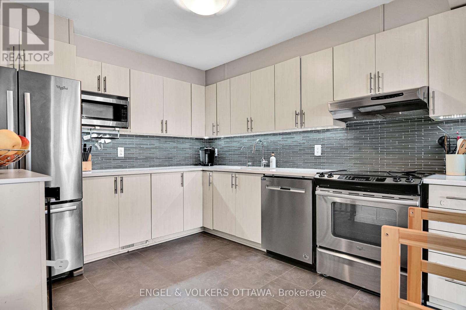 123 Waterfern Way, Ottawa, Ontario  K4A 0T4 - Photo 10 - X12439899