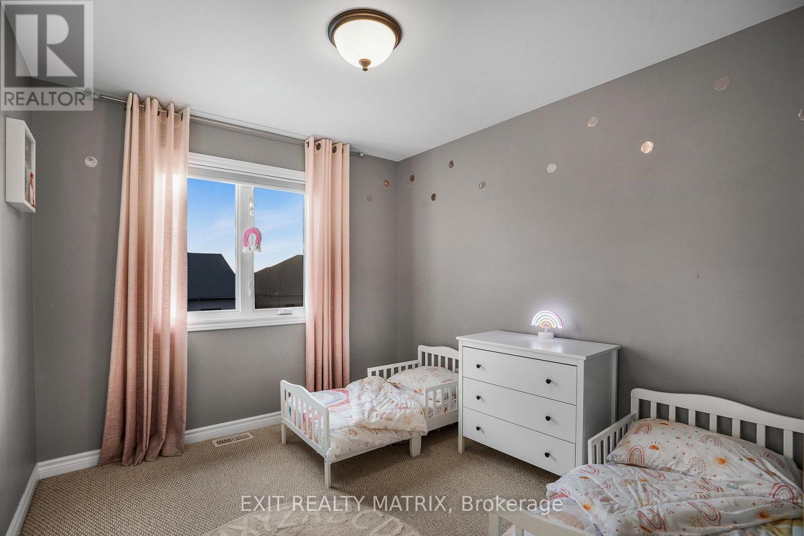 301 Colmar Street, Russell, Ontario  K0A 1W0 - Photo 21 - X12439902