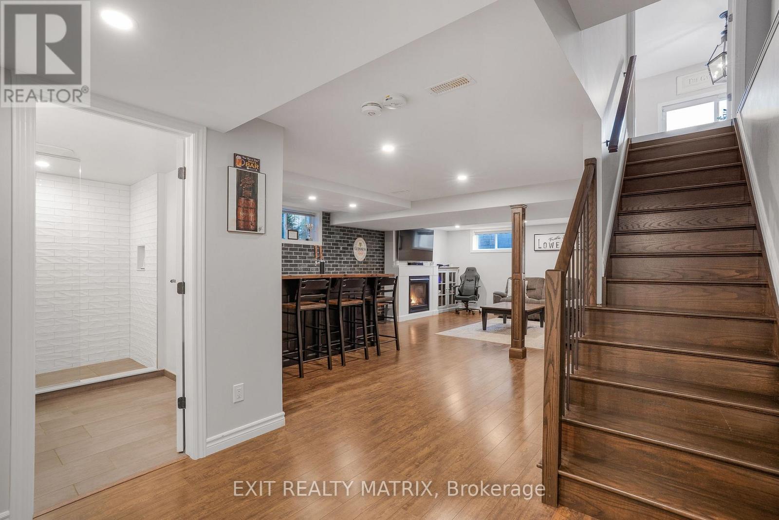 301 Colmar Street, Russell, Ontario  K0A 1W0 - Photo 24 - X12439902