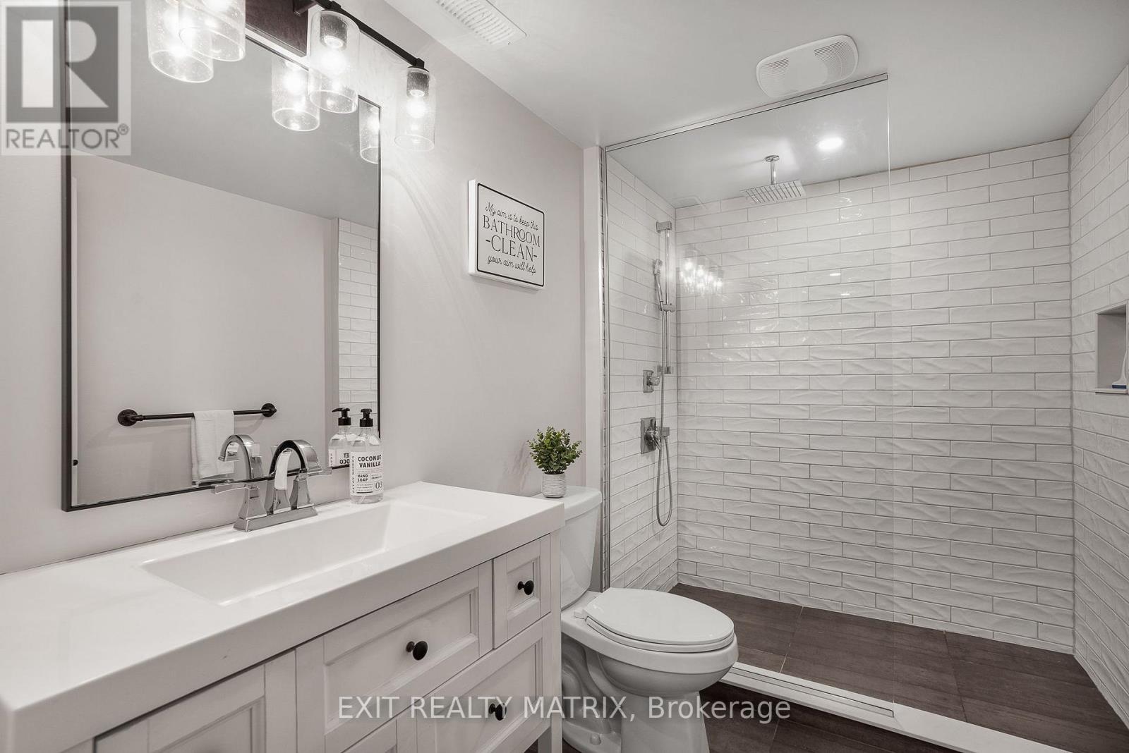 301 Colmar Street, Russell, Ontario  K0A 1W0 - Photo 25 - X12439902
