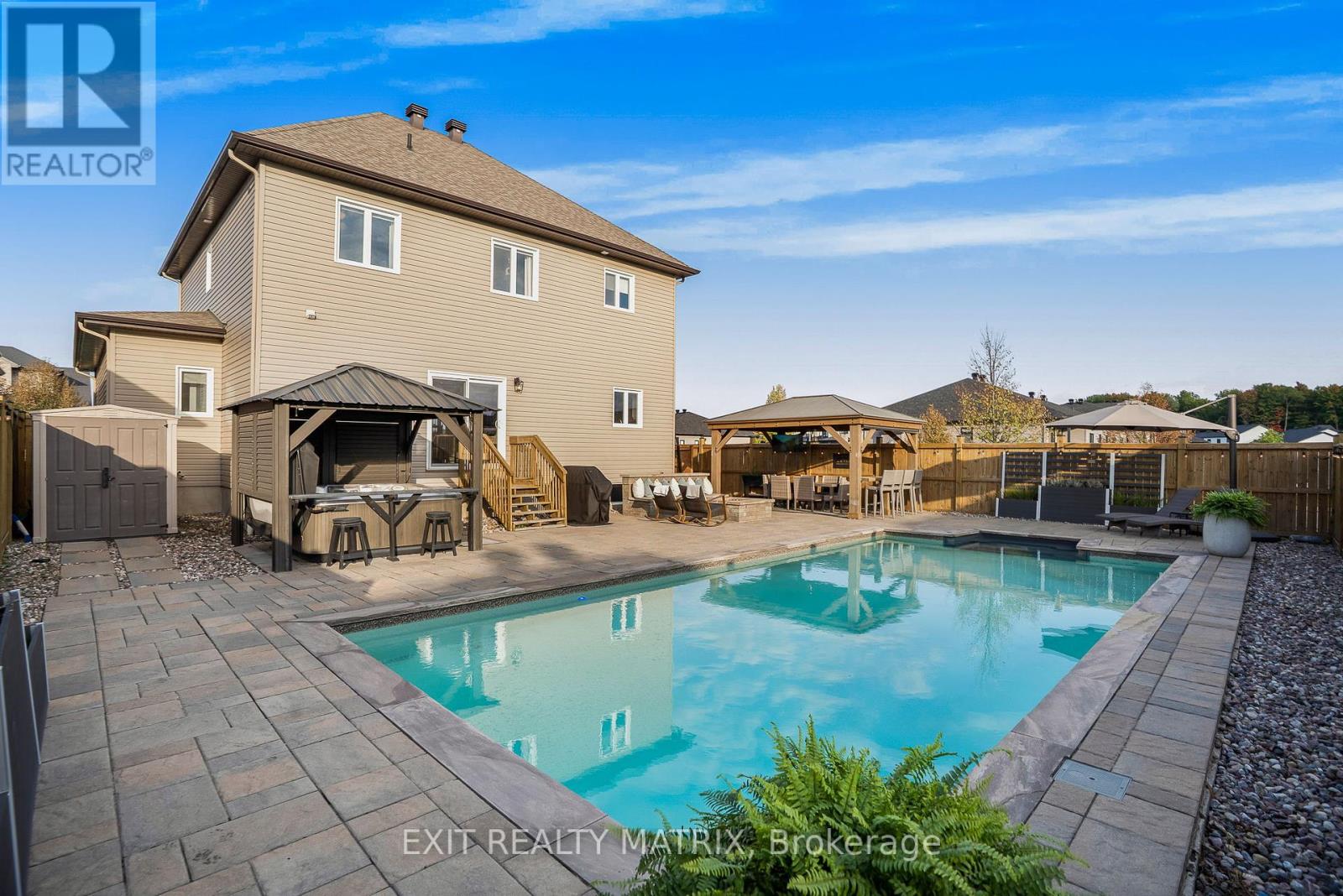 301 Colmar Street, Russell, Ontario  K0A 1W0 - Photo 30 - X12439902