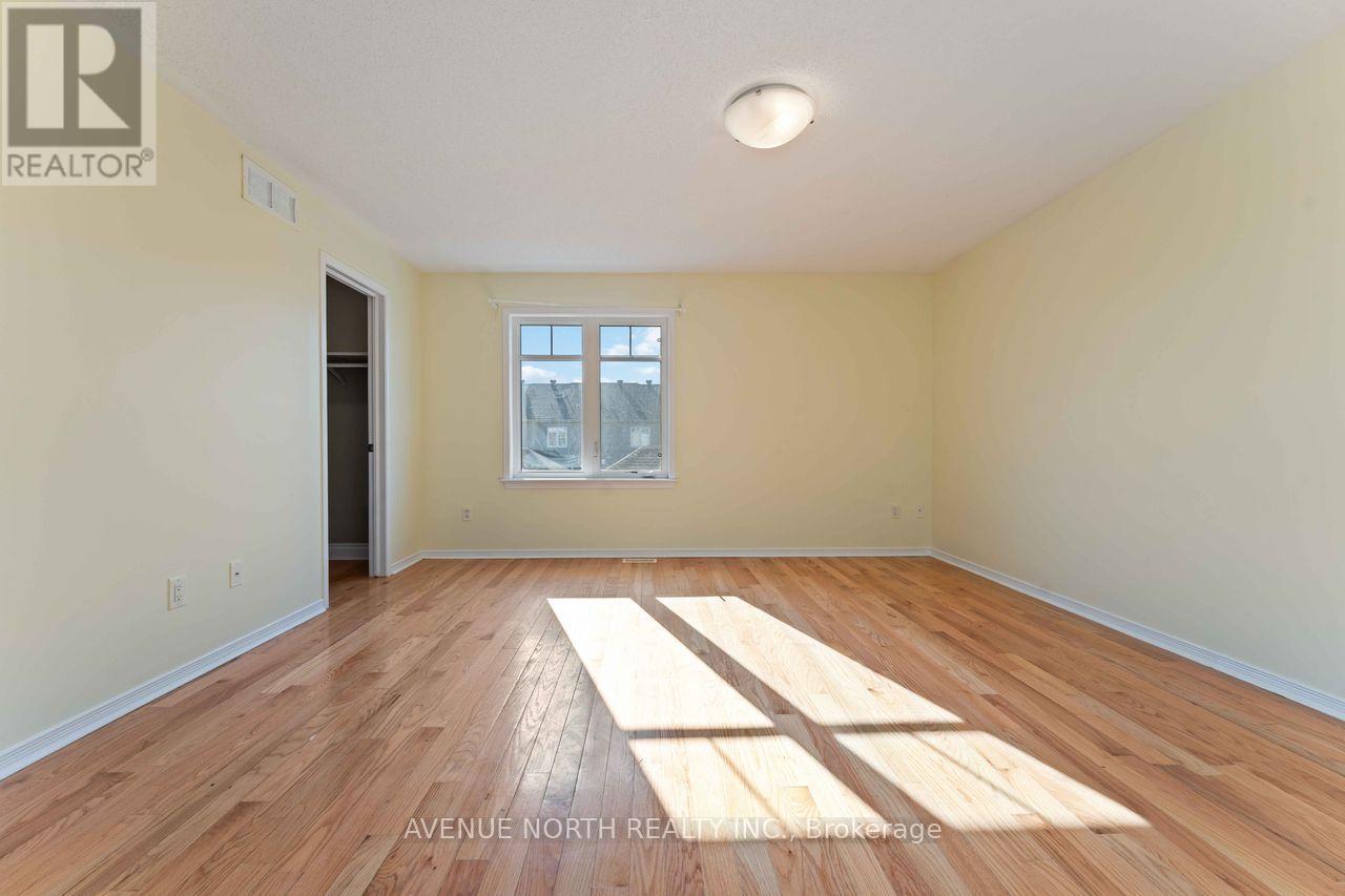224 Longfields Drive, Ottawa, Ontario  K2J 5Y7 - Photo 10 - X12439931