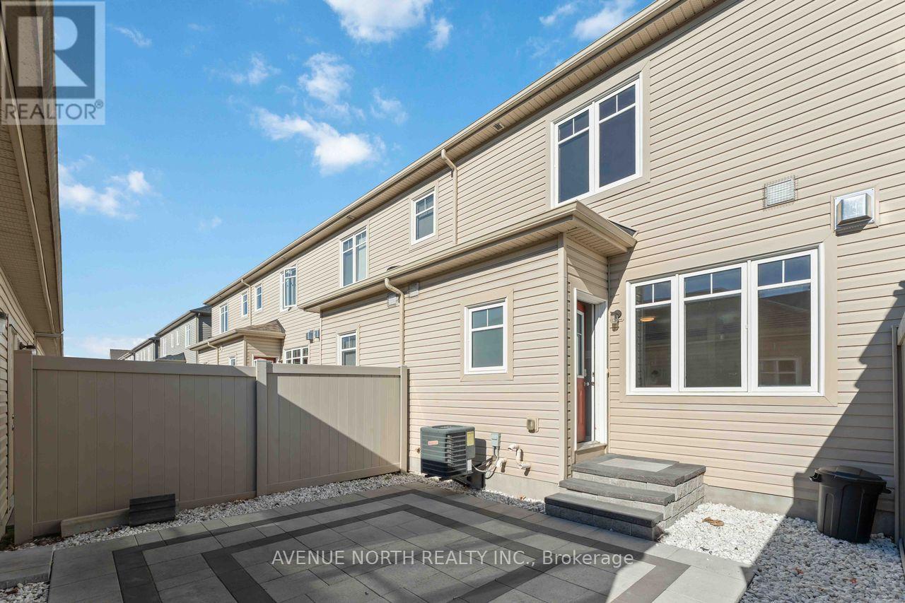 224 Longfields Drive, Ottawa, Ontario  K2J 5Y7 - Photo 24 - X12439931