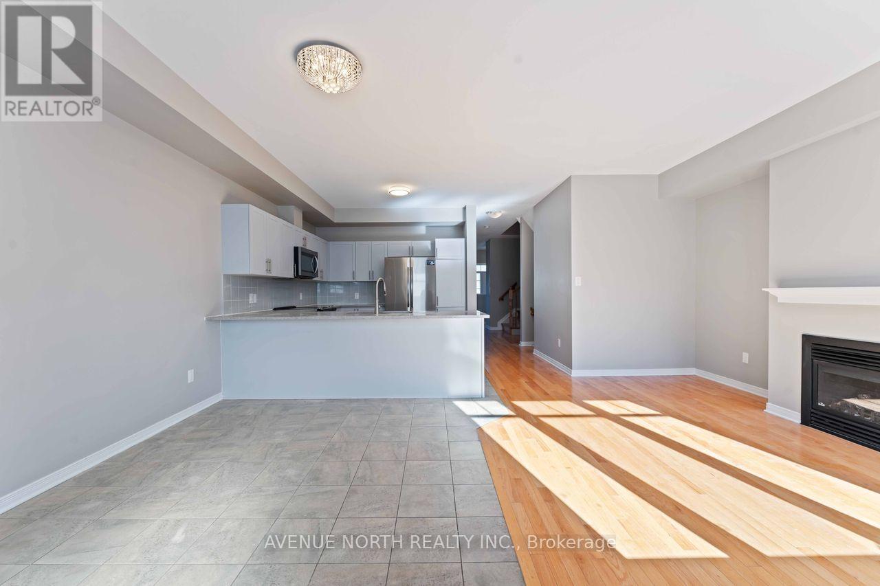 224 Longfields Drive, Ottawa, Ontario  K2J 5Y7 - Photo 7 - X12439931