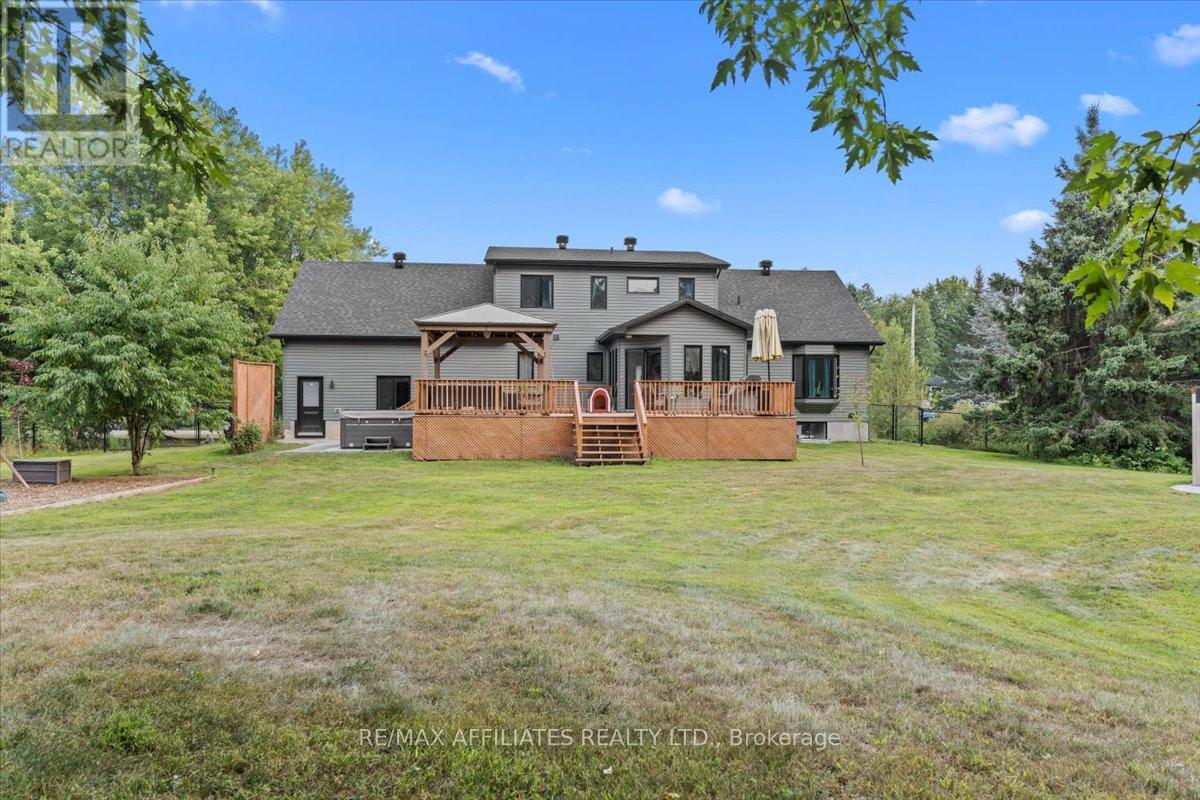 3 Longtin Street, Clarence-Rockland, Ontario  K0A 1E0 - Photo 34 - X12439949