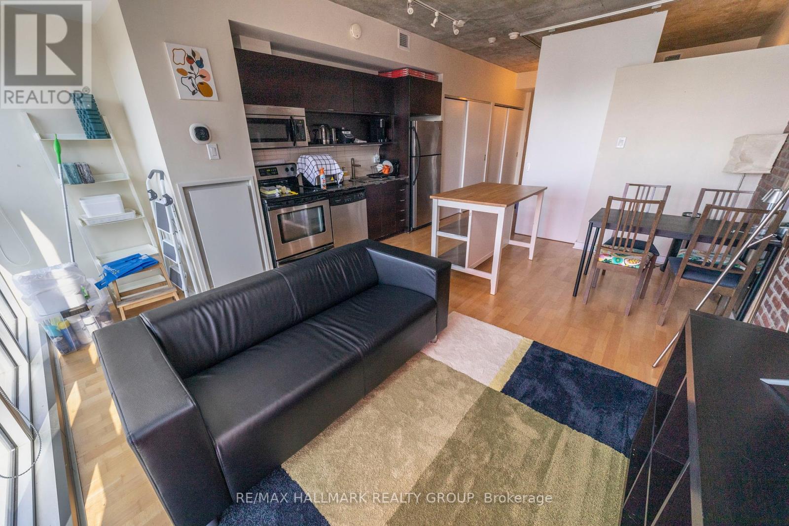 1907 - 324 Laurier Avenue, Ottawa, Ontario  K1P 0A4 - Photo 11 - X12439952