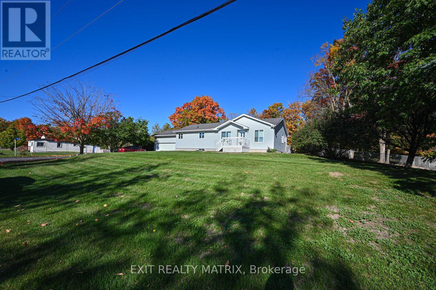 7719 LAWRENCE STREET, Ottawa, Ontario