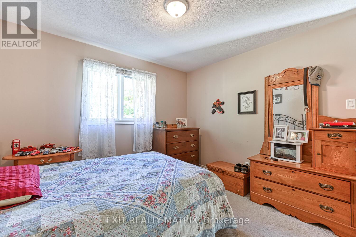 7719 Lawrence Street, Ottawa, Ontario  K0A 3J0 - Photo 12 - X12439966