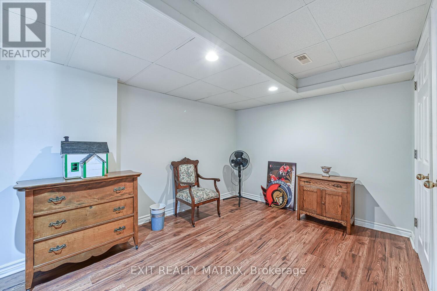 7719 Lawrence Street, Ottawa, Ontario  K0A 3J0 - Photo 34 - X12439966