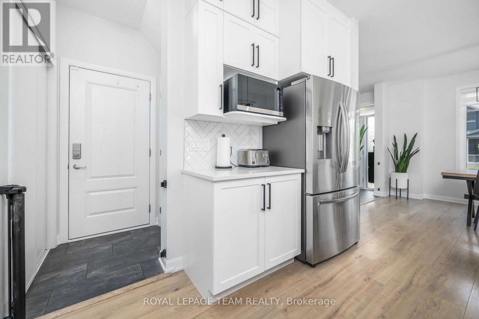 792 Cappamore Drive, Ottawa, Ontario  K2J 6V6 - Photo 14 - X12439970