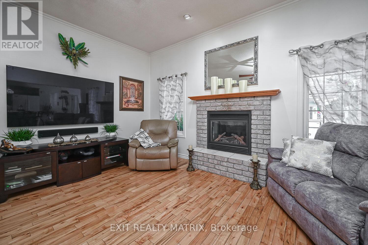 2573 Mitchell Street, Ottawa, Ontario  K0A 2P0 - Photo 4 - X12439980