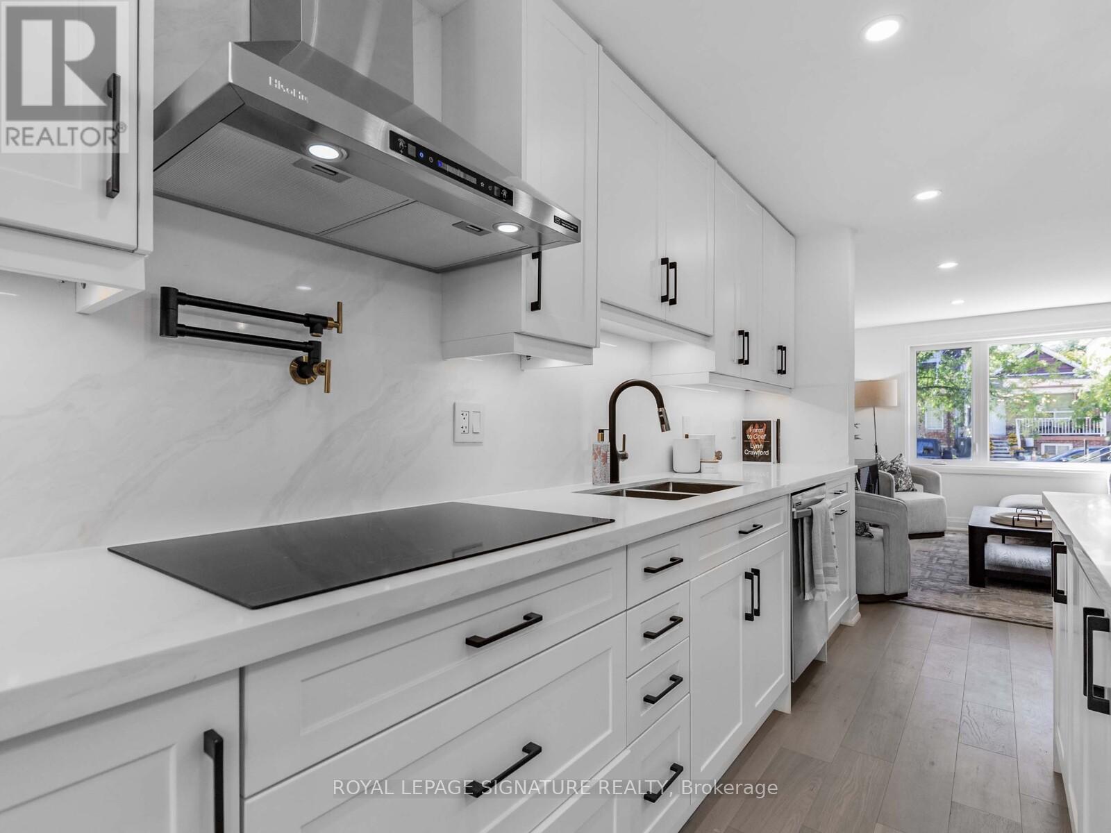 363 Atlas Avenue, Toronto, Ontario  M6C 3P8 - Photo 10 - C12437813