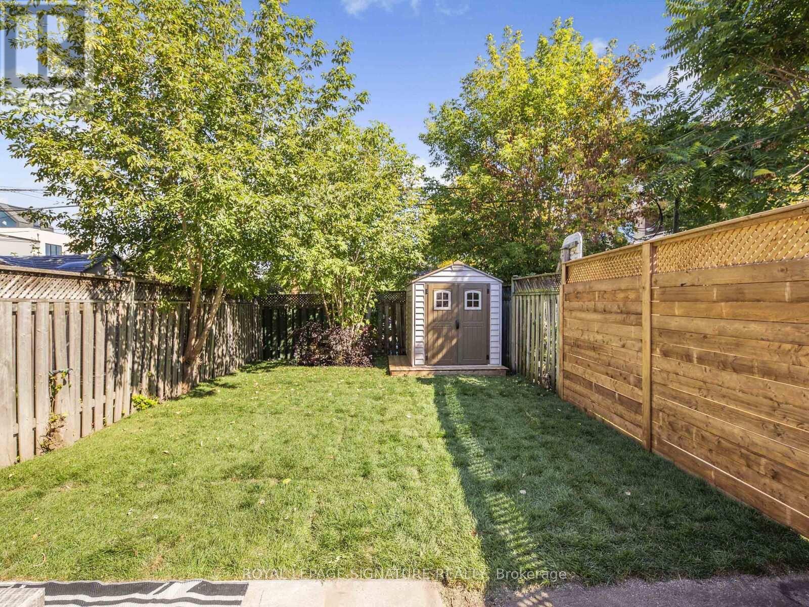 363 Atlas Avenue, Toronto, Ontario  M6C 3P8 - Photo 27 - C12437813