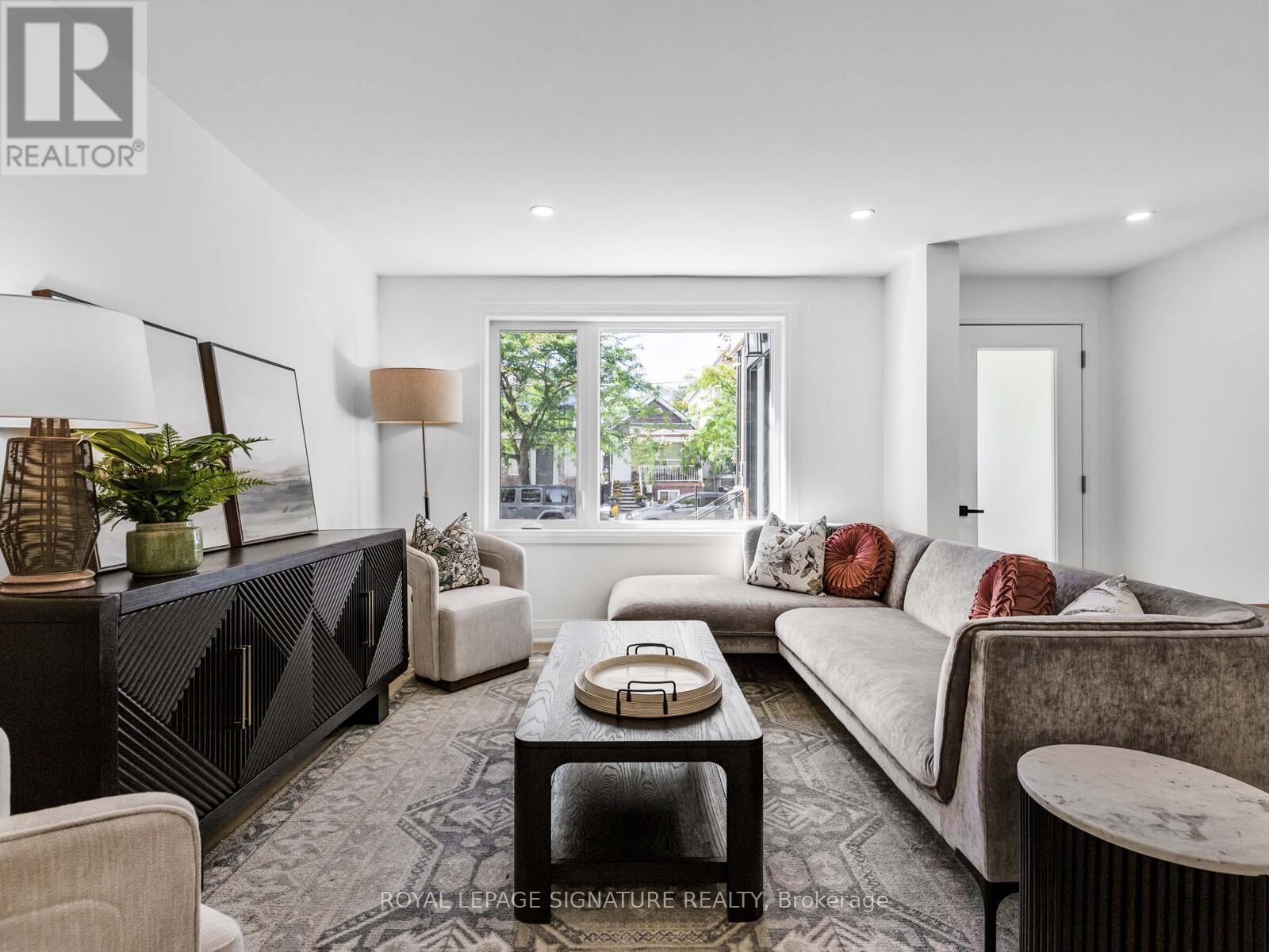 363 Atlas Avenue, Toronto, Ontario  M6C 3P8 - Photo 4 - C12437813