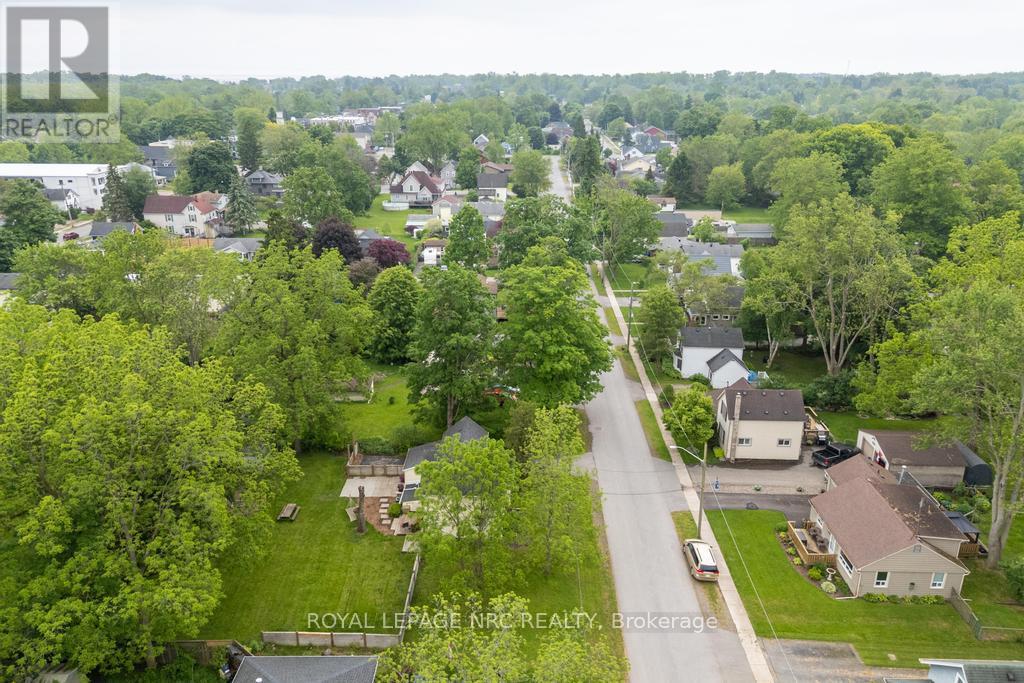 474 North Mill Street, Fort Erie (Ridgeway), Ontario  L0S 1N0 - Photo 14 - X12439814