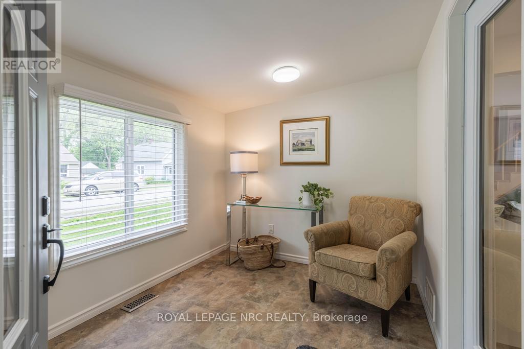 474 North Mill Street, Fort Erie (Ridgeway), Ontario  L0S 1N0 - Photo 16 - X12439814