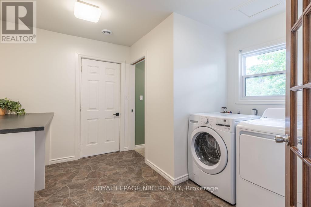 474 North Mill Street, Fort Erie (Ridgeway), Ontario  L0S 1N0 - Photo 26 - X12439814