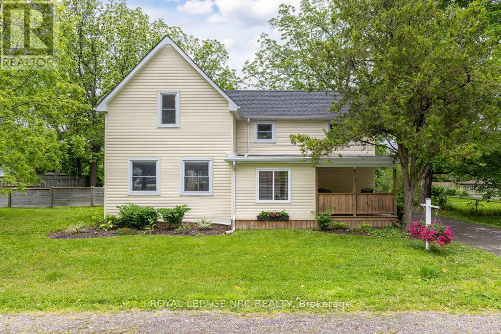 474 North Mill Street, Fort Erie (Ridgeway), Ontario  L0S 1N0 - Photo 3 - X12439814