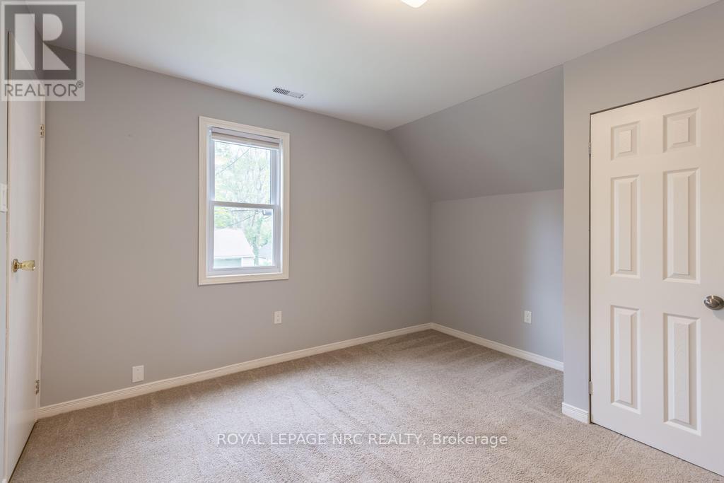474 North Mill Street, Fort Erie (Ridgeway), Ontario  L0S 1N0 - Photo 31 - X12439814