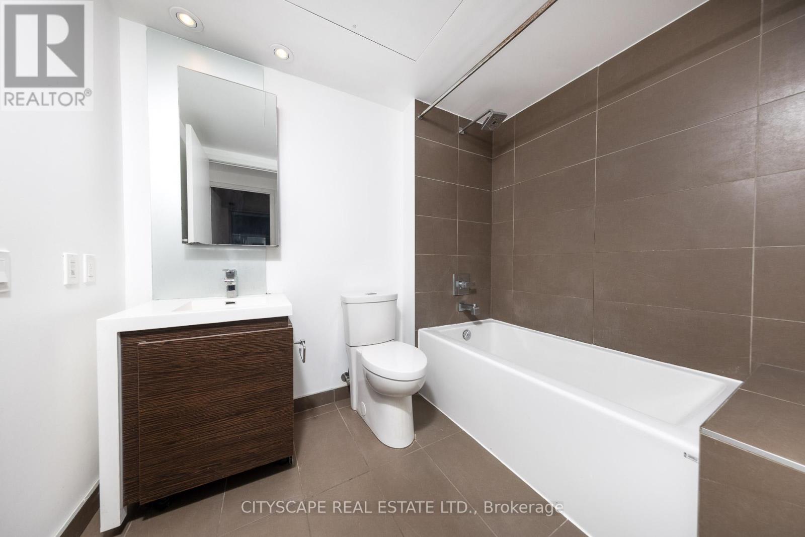 332 - 1030 King Street W, Toronto, Ontario  M6K 0B4 - Photo 17 - C12345961
