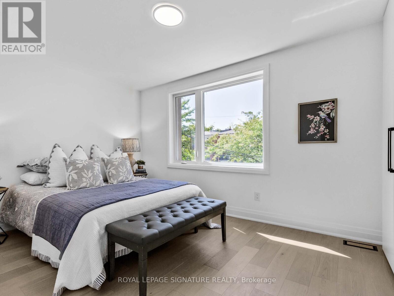 363 Atlas Avenue, Toronto, Ontario  M6C 3P8 - Photo 13 - C12437813