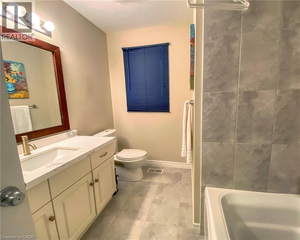 130 Coopershawk Street, Kitchener, Ontario  N2K 4J3 - Photo 26 - 40775674
