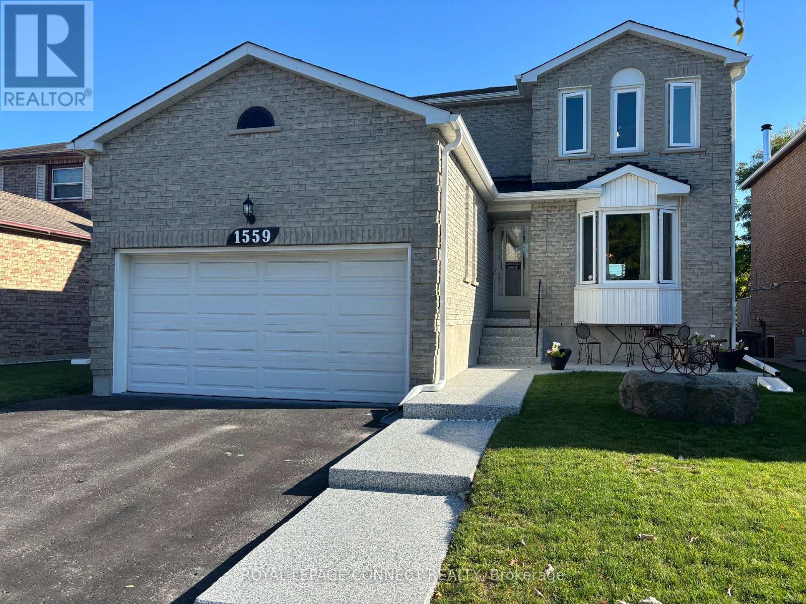 1559 Dellbrook Avenue, Pickering, Ontario  L1X 2L8 - Photo 2 - E12434718