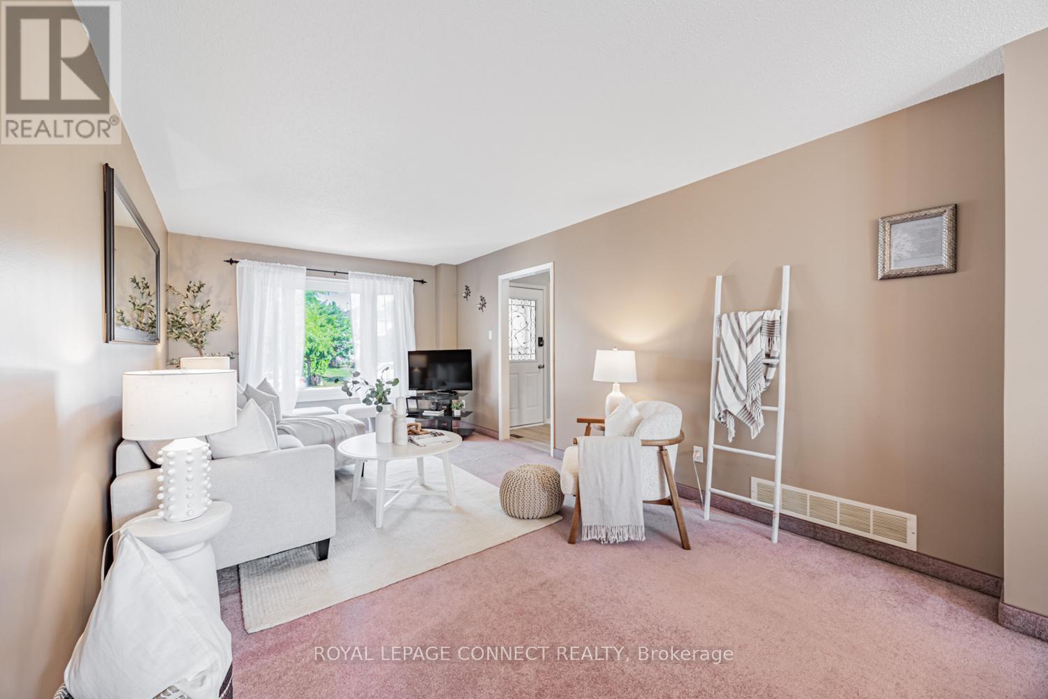 1559 Dellbrook Avenue, Pickering, Ontario  L1X 2L8 - Photo 5 - E12434718