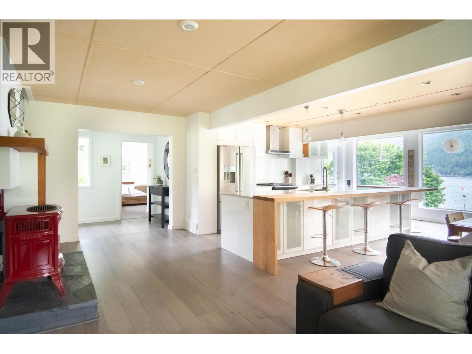 4161 Heroux Road, Nelson, British Columbia  V1L 6N5 - Photo 9 - 10364472