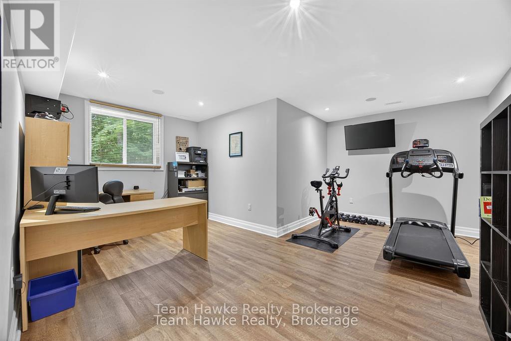 103 Spruce Street, Tiny, Ontario  L0L 1P0 - Photo 32 - S12439984
