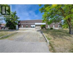 136 DEARBORN Place, waterloo, Ontario