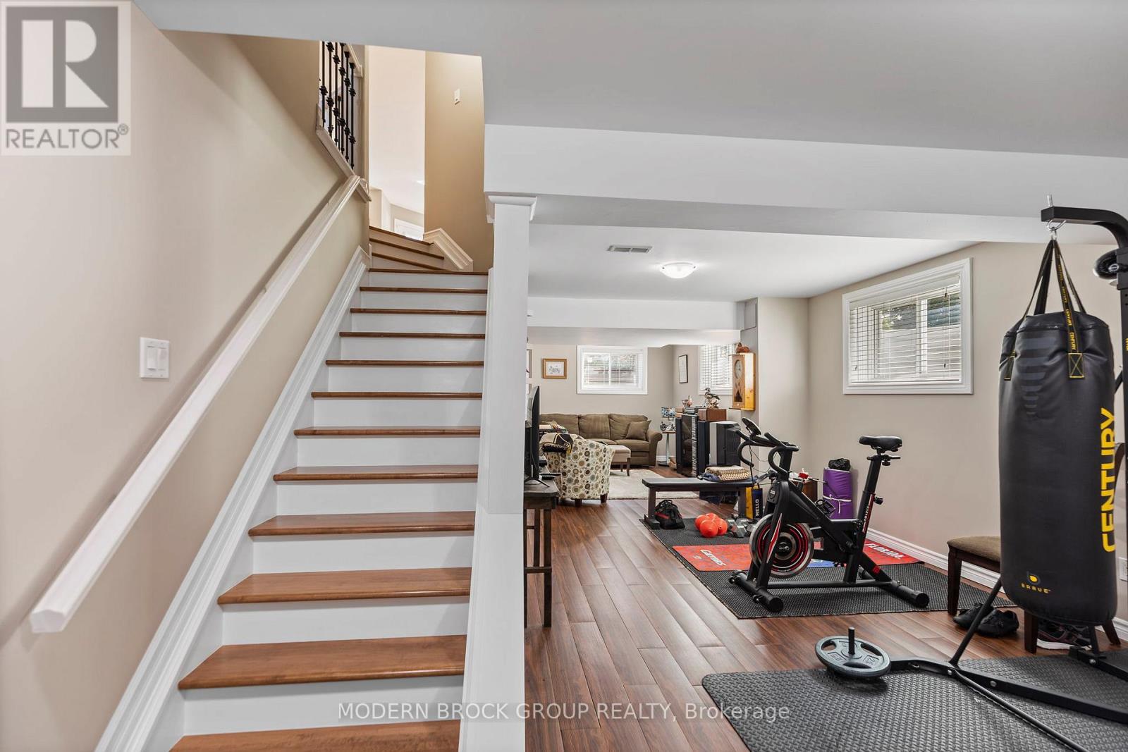 1021 Kingswood Street, Brockville, Ontario  K6V 7G1 - Photo 45 - X12439907