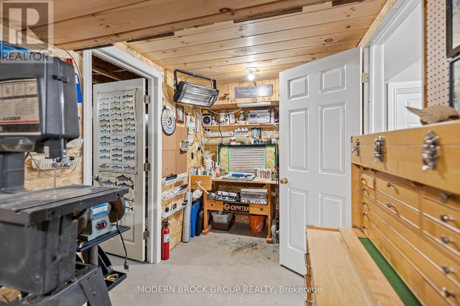1021 Kingswood Street, Brockville, Ontario  K6V 7G1 - Photo 48 - X12439907