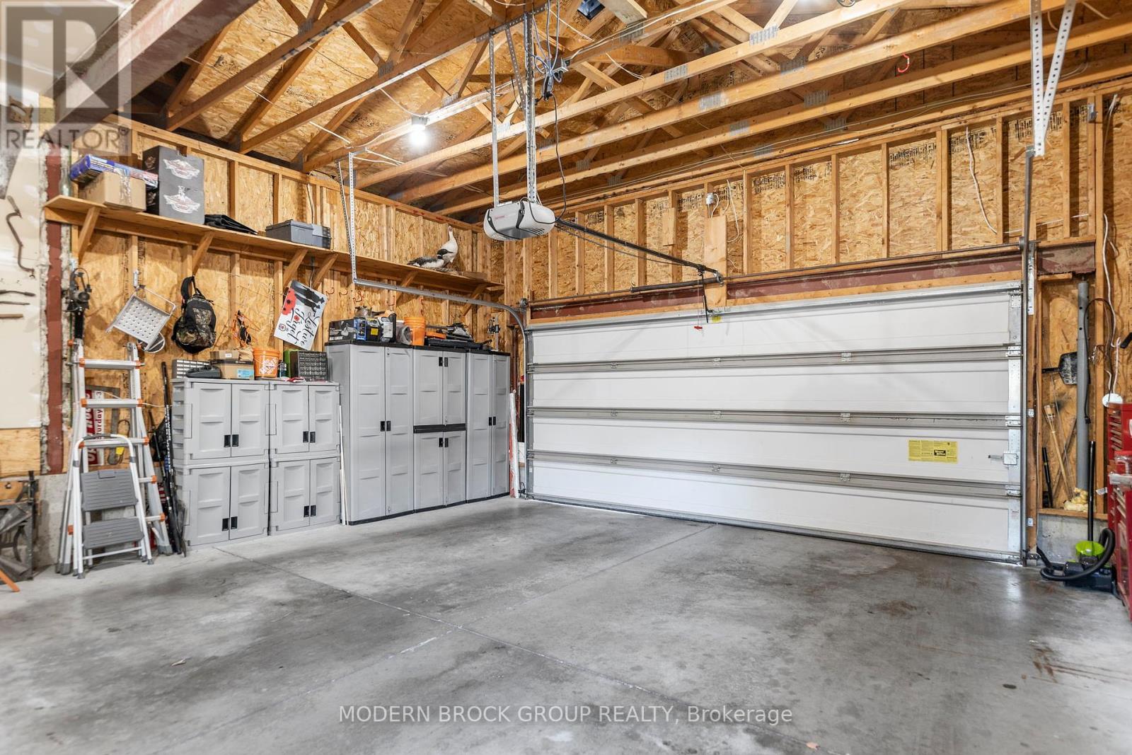 1021 Kingswood Street, Brockville, Ontario  K6V 7G1 - Photo 49 - X12439907
