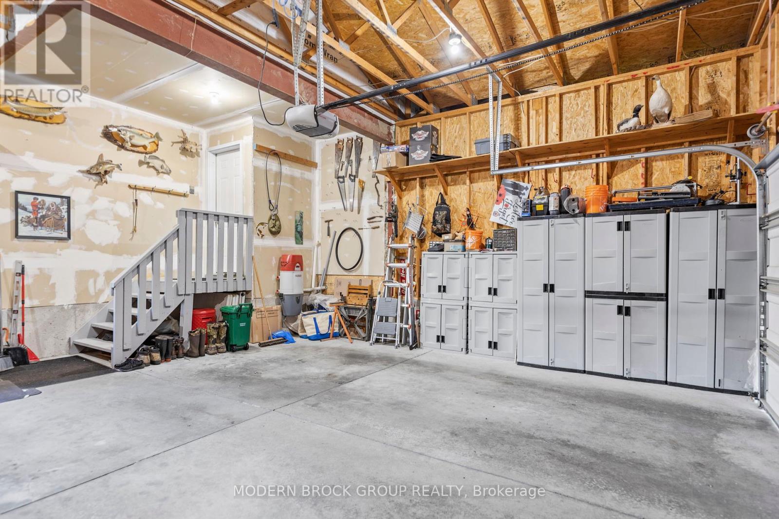 1021 Kingswood Street, Brockville, Ontario  K6V 7G1 - Photo 50 - X12439907