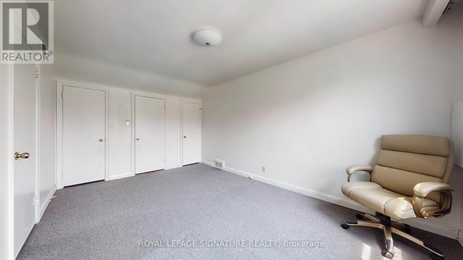 174 Caribou Road, Toronto (Bedford Park-Nortown), Ontario  M5N 2B6 - Photo 14 - C12439687