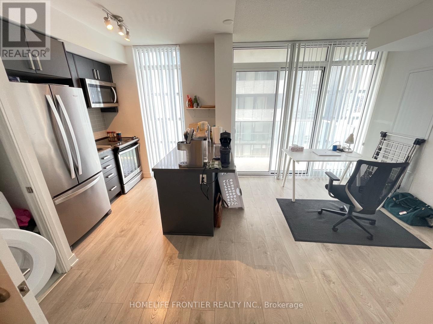 3611 - 50 Wellesley Street E, Toronto, Ontario  M4Y 0C8 - Photo 3 - C12439699