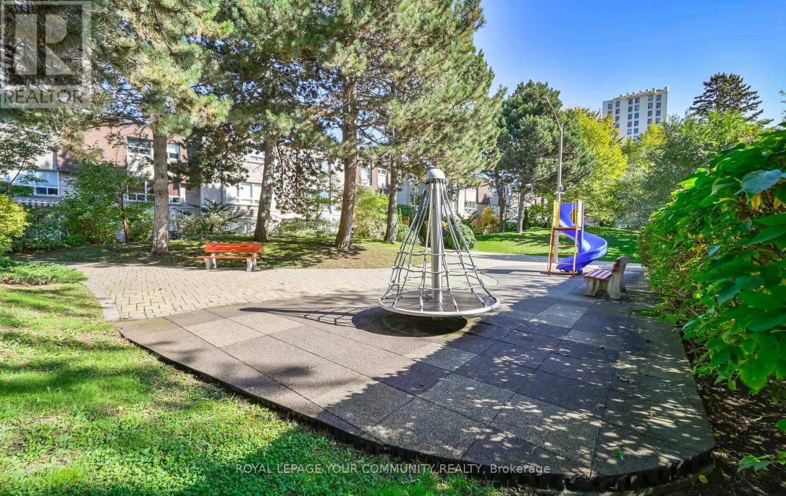 10 Village Green Way, Toronto, Ontario  M2J 1K8 - Photo 29 - C12439705