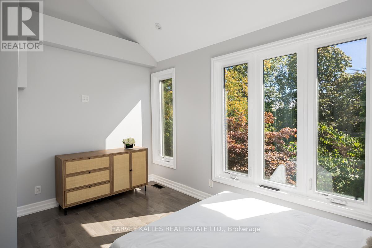 108 Shaftesbury Avenue, Toronto, Ontario  M4T 1A5 - Photo 19 - C12439729