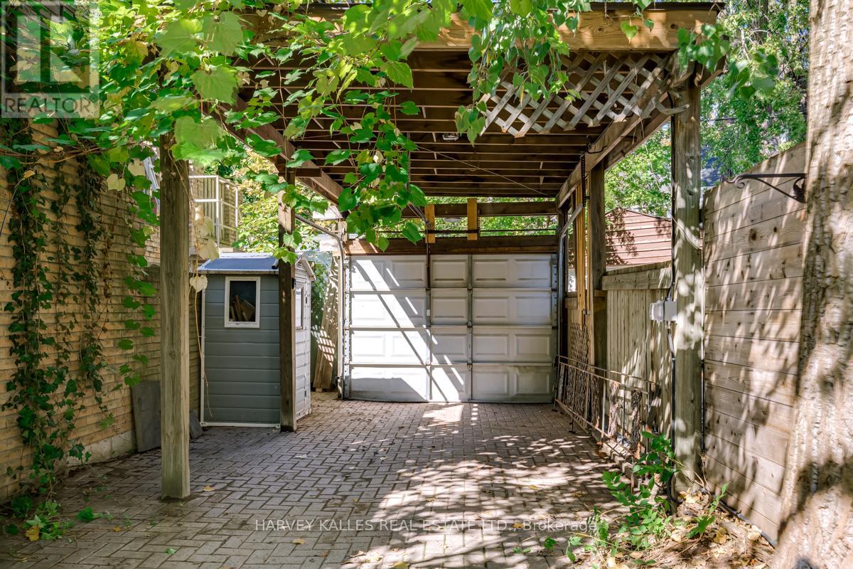 108 Shaftesbury Avenue, Toronto, Ontario  M4T 1A5 - Photo 34 - C12439729